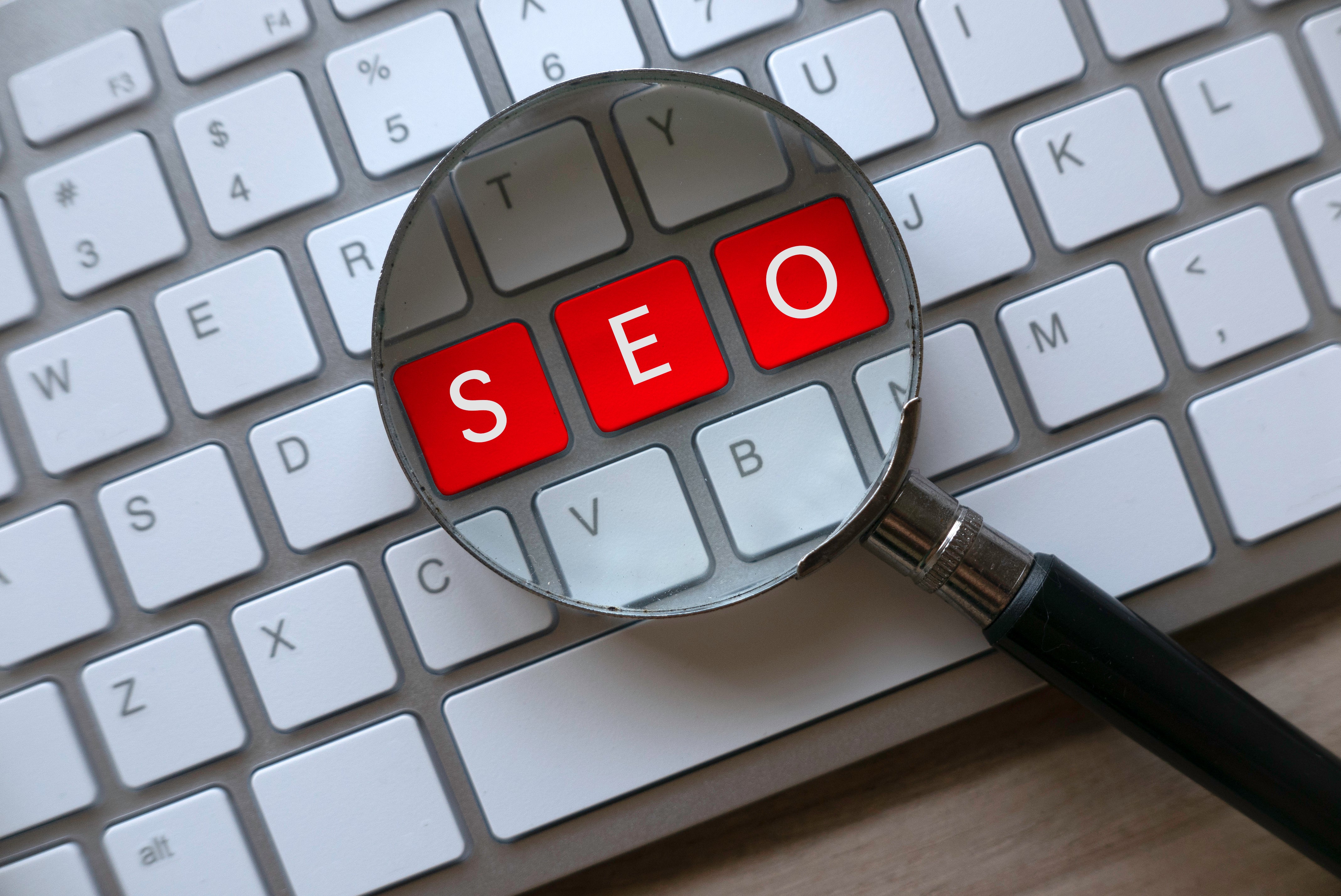 Desmitificando el SEO: Guía Esencial para el Éxito en Línea